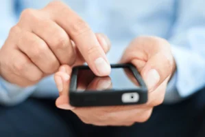 "Android" istifadəçilərinin diqqətinə: Təhlükəli virus var