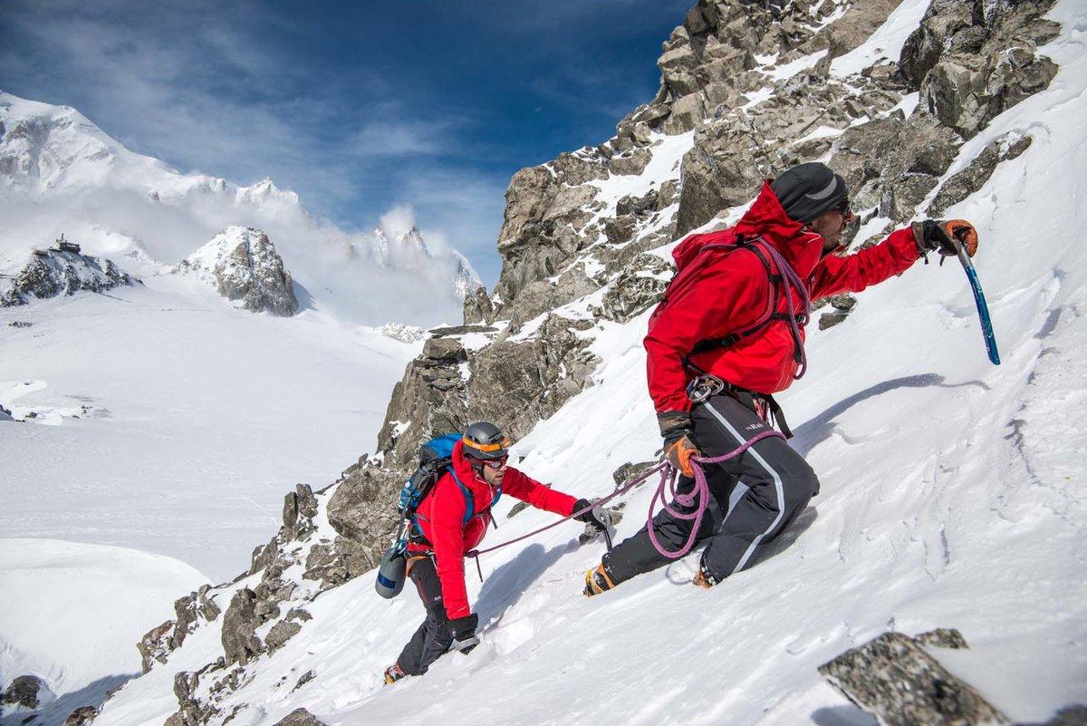 Alpinistlər faciədən son anda qurtuldu – VİDEO 1 s1298004 0 17