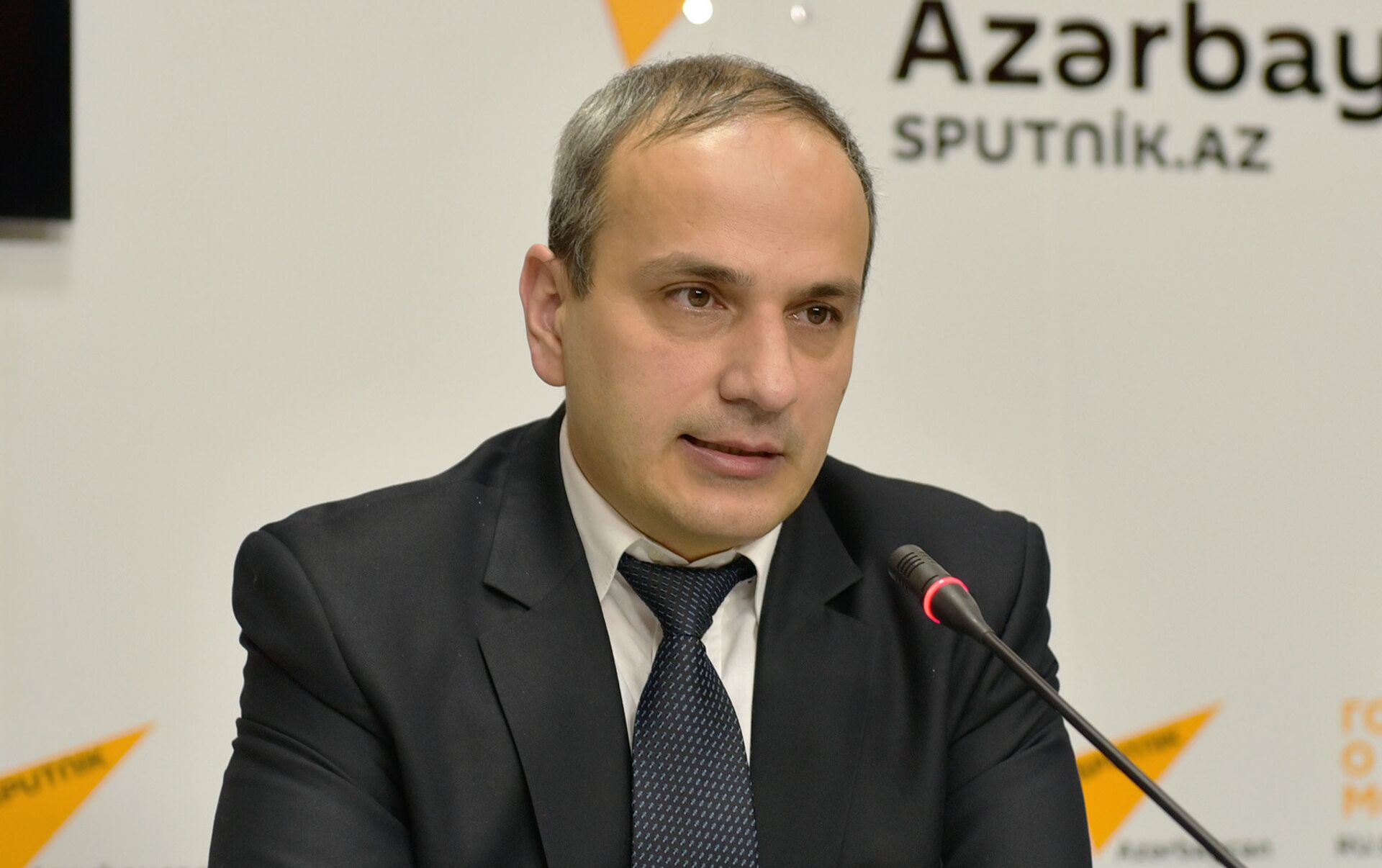 Mərkəzi Bankdakı görüşdə nə olub? – Devalvasiya ilə bağlı mühüm açıqlama 2 samir eliyev