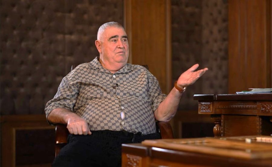 “Şərurlu İsfəndiyar”ın geyimi gündəm oldu, qiyməti şok etdi – Azərbaycanda yoxdur