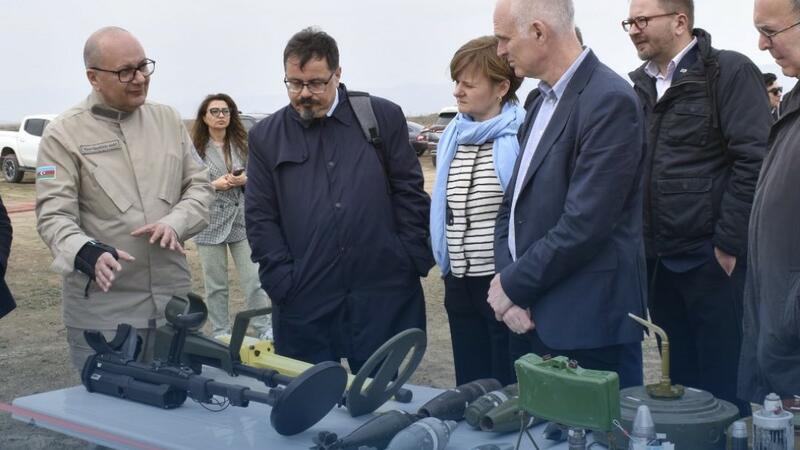 Avropalı diplomatlar Ağdamda: yenidənqurma işləri ilə tanış oldular - FOTO