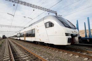 Daha bir marşruta yeni qatar buraxılır