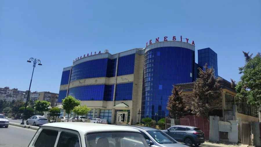 “Venesiya”da kütləvi zəhərlənmənin səbəbi: Bu da məşhur restoranın mətbəxi... - FOTOLAR