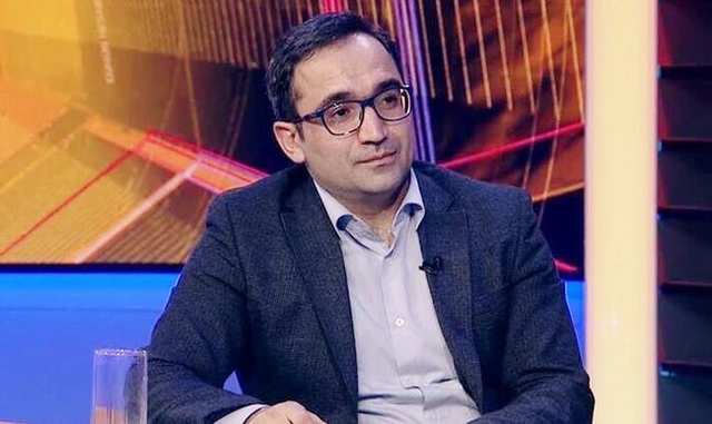 Pensiya ilə bağlı mühüm xəbər - Yığılan pulu necə tez ala bilərik? 2 xalid 1