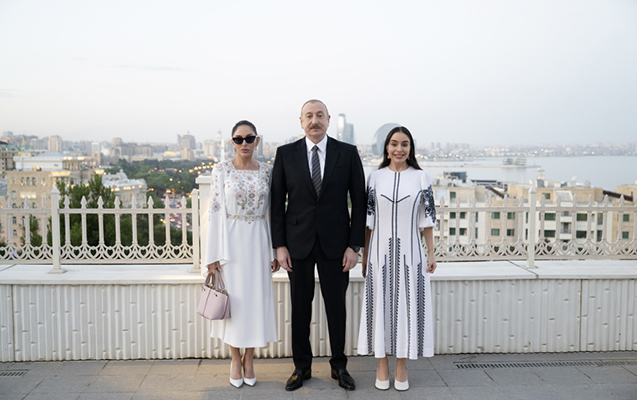 “Gülüstan”da Vyetnam əsərlərinin sərgisi ilə tanışlıq