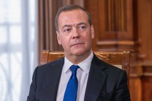 Medvedevdən sərt xəbərdarlıq: “Qərb dayanmasa…“