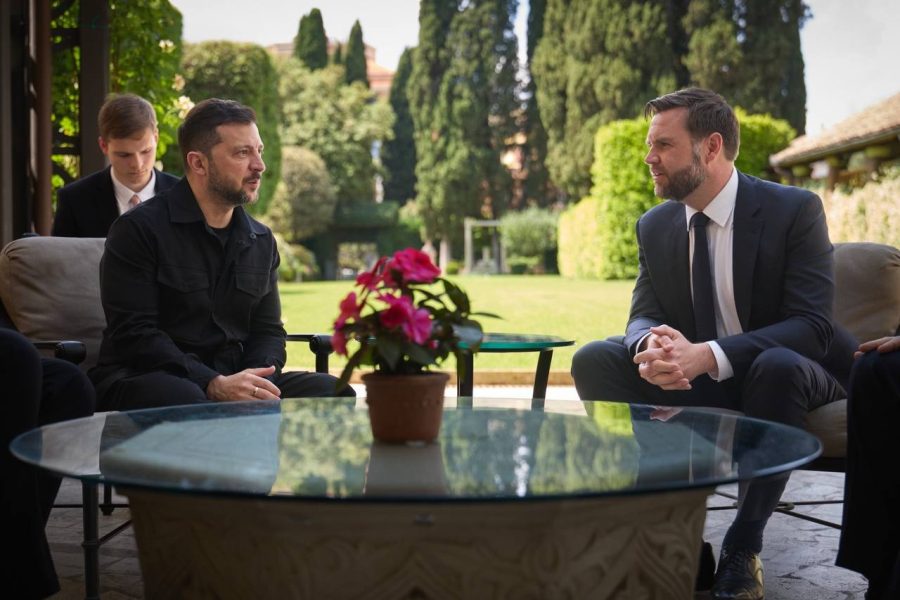 Ağ Evdəki qalmaqaldan sonra Zelenskinin onlarla ilk görüşü: nələr danışıldı - FOTO