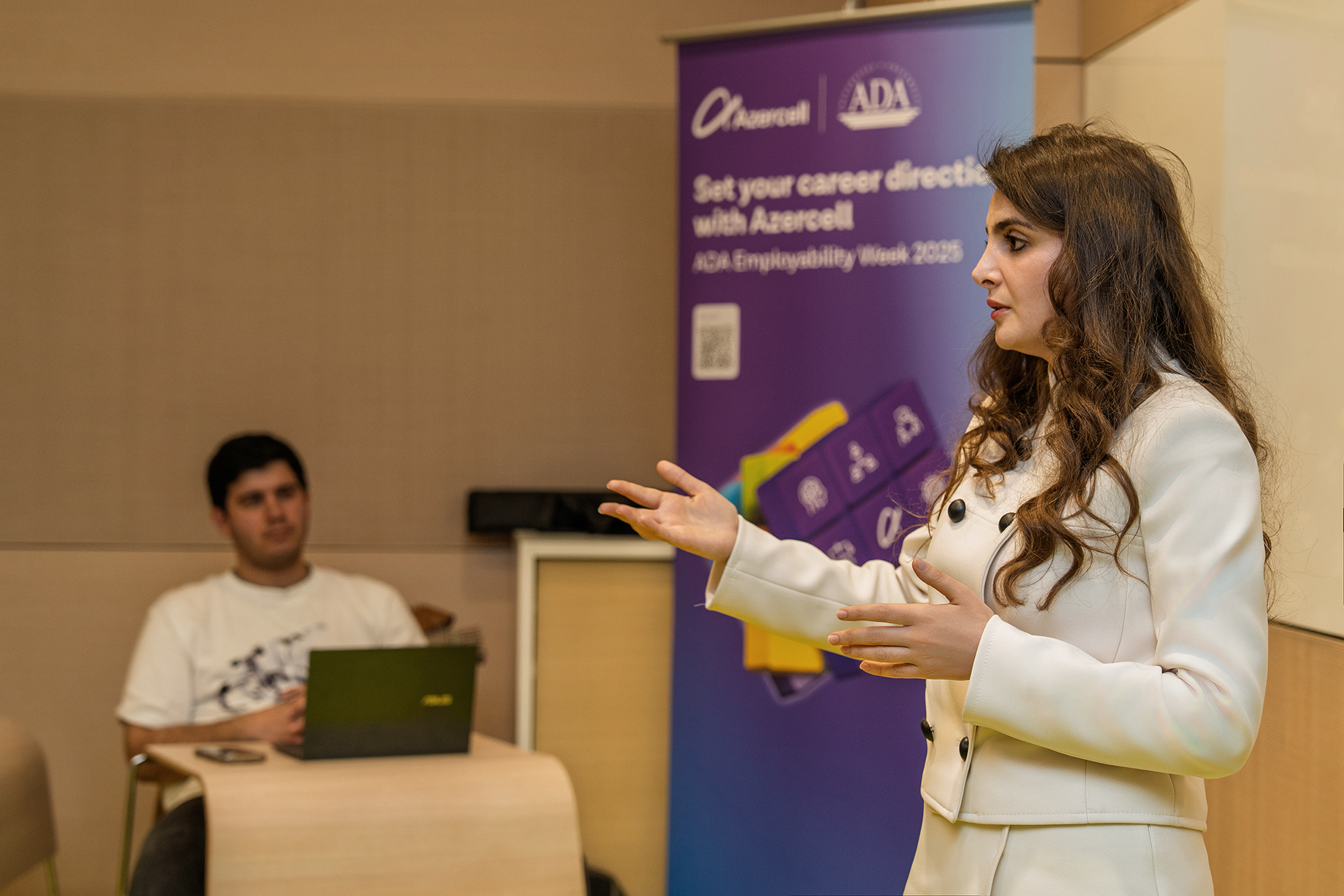Azercell “ADA Employability Week 2025” təşəbbüsünə qatıldı - FOTOLAR 4 Azercell “ADA Employability Week 2025” təşəbbüsünə qatıldı - FOTOLAR