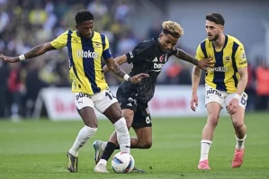 İstanbulda kritik derbi: “Fənərbaxça” “Beşiktaş”a uduzdu