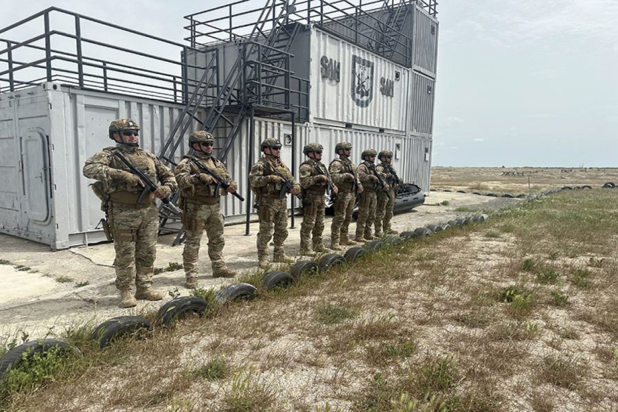 Türkiyə heyəti l xüsusi təyinatlılarımızın silah və texniki vasitələri ilə tanış oldu - FOTO
