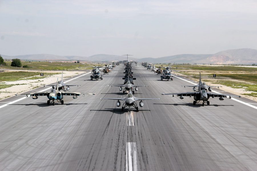 "Anadolu Ankası - 2025": təyyarələr "fil yürüşü" etdi - FOTO