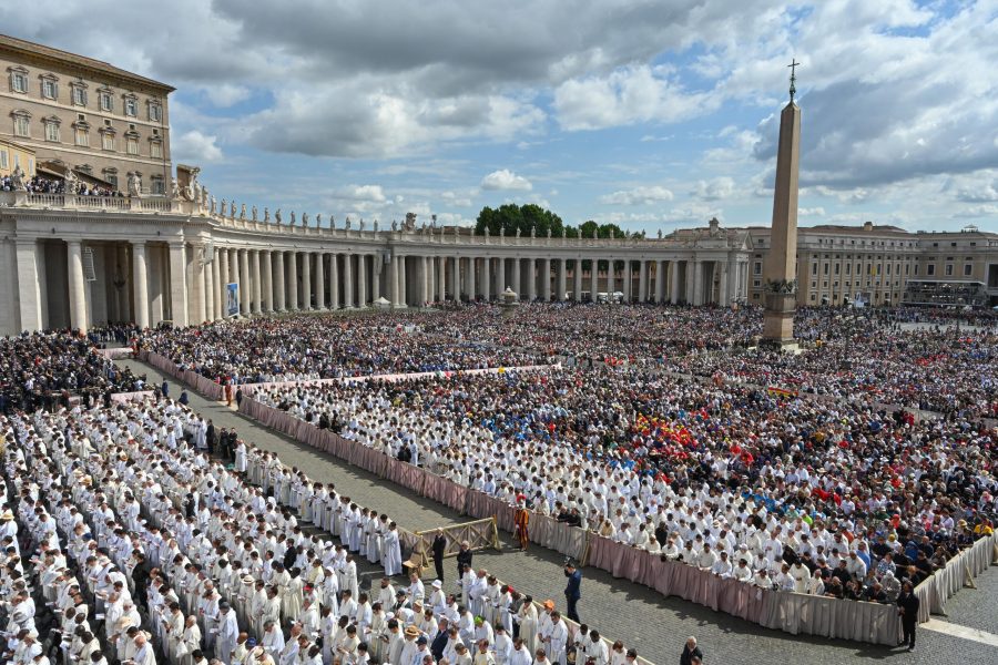 Sahibə Qafarova Roma Papasının taxtaçıxma mərasimində - FOTOLAR