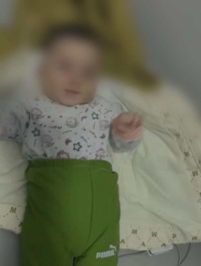 Bakıda dəhşət: qadın 6 aylıq uşağına işgəncə verdi, burnunu qırdı - FOTO