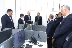 ƏƏSMN nümayəndələri Azərbaycan Həmkarlar İttifaqları Konfederasiyasının yeni mərkəzi ilə tanış oldu - FOTOLAR