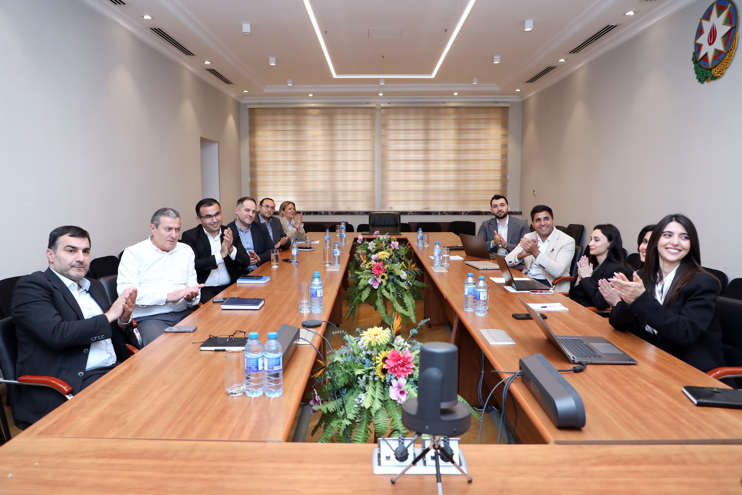 “Gənc İstedadlar Proqramı”nda təcrübəçilərin fərdi mövzularının təqdimatı keçirildi - FOTOLAR 8 WhatsApp Image 2025 05 19 at 15.45.18 1