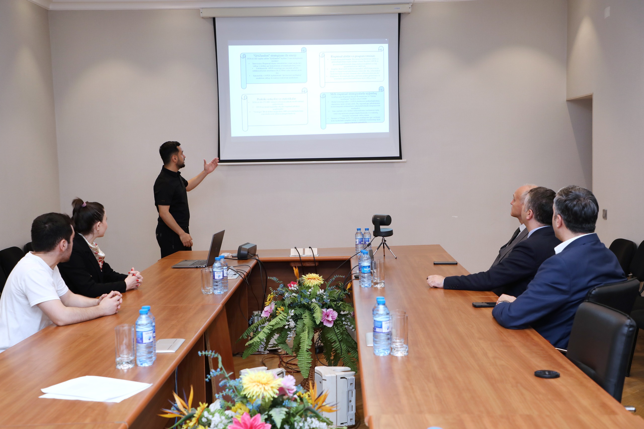 “Gənc İstedadlar Proqramı”nda təcrübəçilərin fərdi mövzularının təqdimatı keçirildi - FOTOLAR 6 WhatsApp Image 2025 05 19 at 15.45.19 1