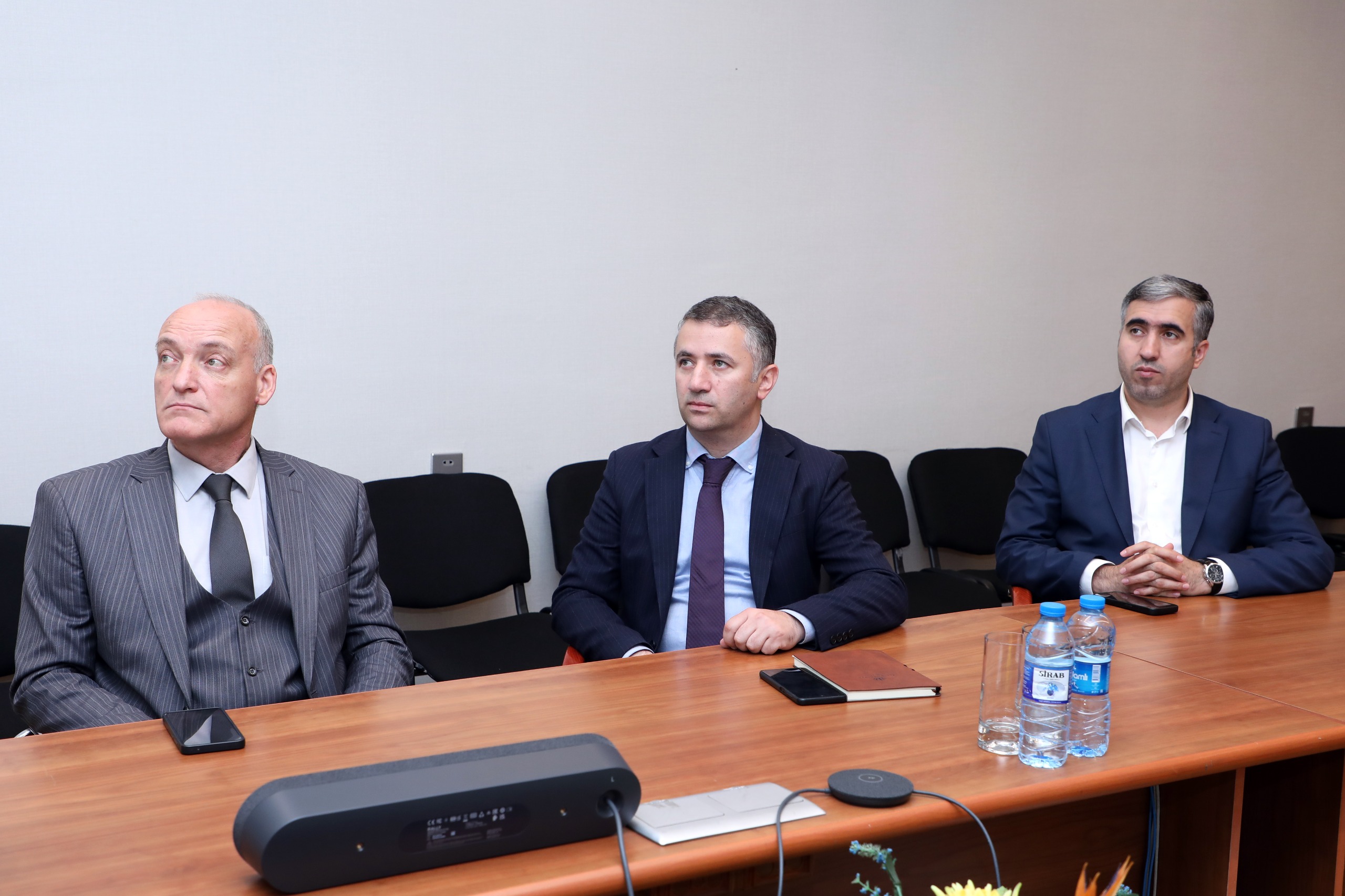 “Gənc İstedadlar Proqramı”nda təcrübəçilərin fərdi mövzularının təqdimatı keçirildi - FOTOLAR 7 WhatsApp Image 2025 05 19 at 15.45.19