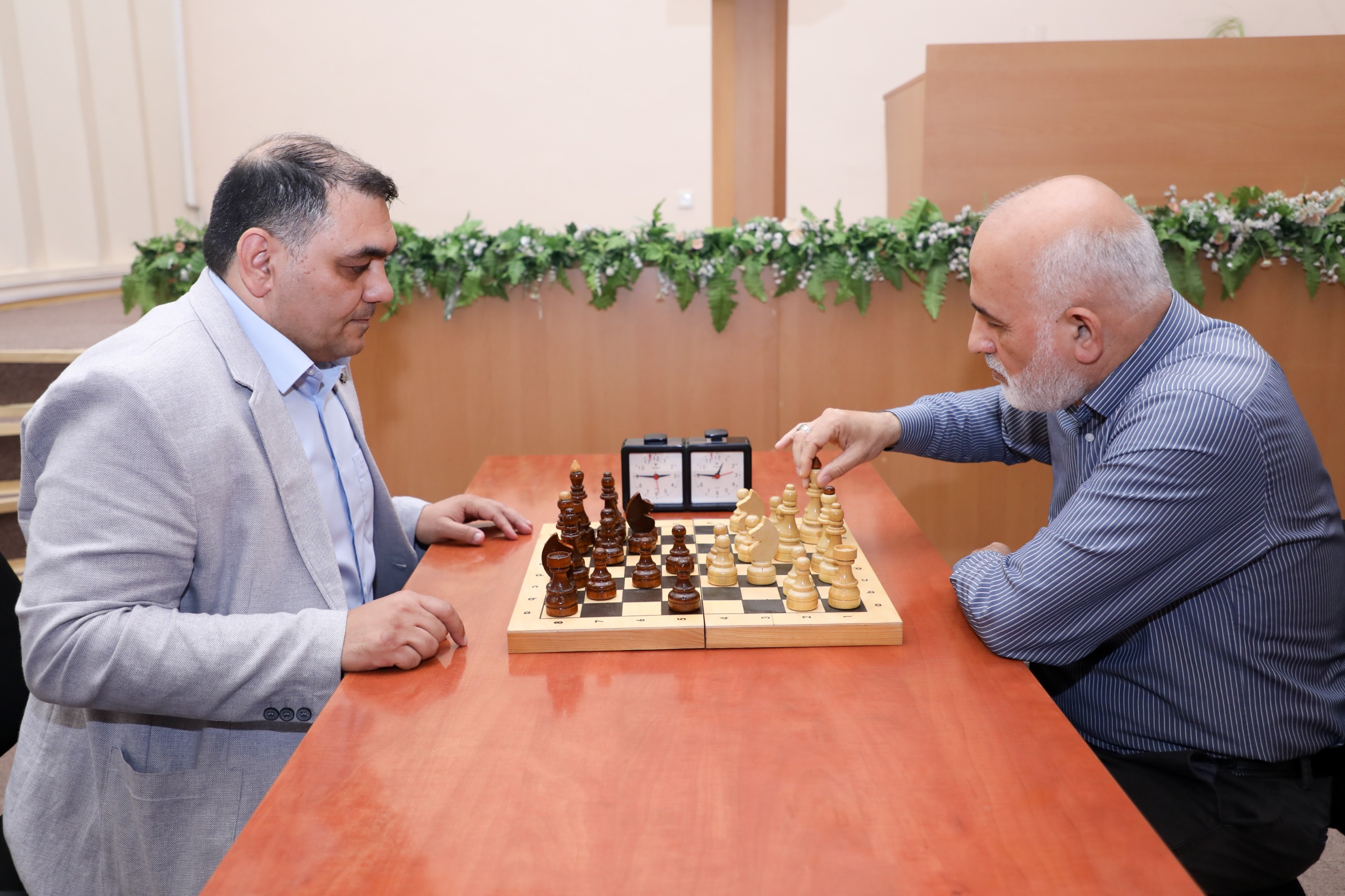 "Azəriqaz”da Müstəqillik Gününə həsr olunmuş şahmat yarışı keçirildi - FOTOLAR 2 "Azəriqaz”da Müstəqillik Gününə həsr olunmuş şahmat yarışı keçirildi - FOTOLAR