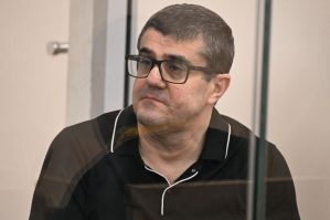 Araik və digərlərinin məhkəməsi...