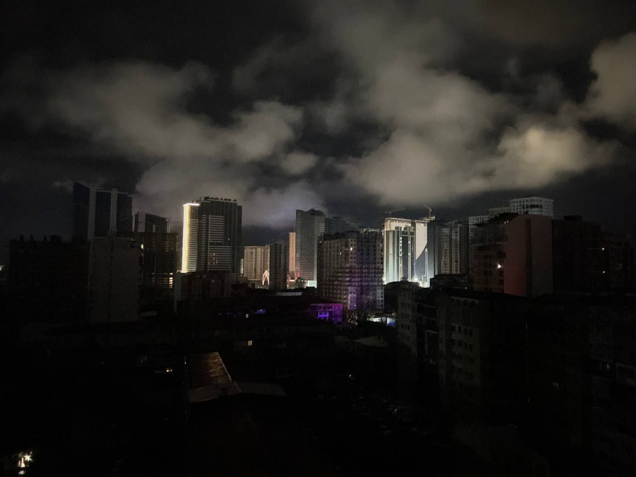 Batumi qaranlığa qərq oldu 1 ba55e1141d9e69511898e0f7c71fdf8d XL