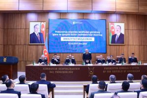 Kamran Əliyev müşavirə keçirdi, tapşırıqlar verdi - FOTOLAR