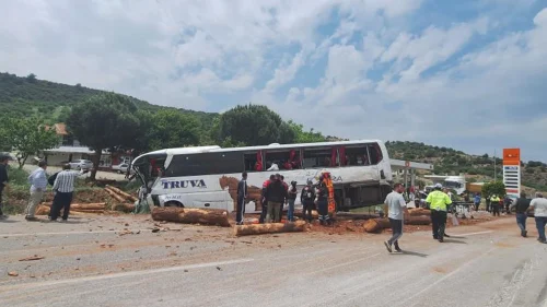canakkalede zincirleme kaza cok sayida can kaybi var and6