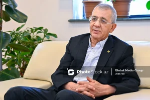 Hamlet İsaxanlı universitetdəki bıçaqlanmadan danışdı - VİDEO