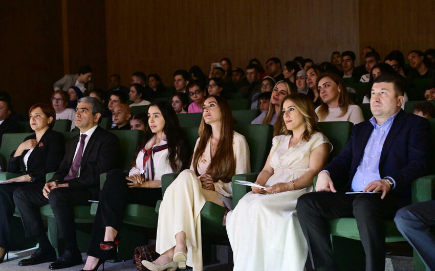 Leyla Əliyevadan DOST İnklüziv İnkişaf və Yaradıcılıq Mərkəzindən paylaşım - VİDEO 1 Leyla Əliyevadan DOST İnklüziv İnkişaf və Yaradıcılıq Mərkəzindən paylaşım - VİDEO