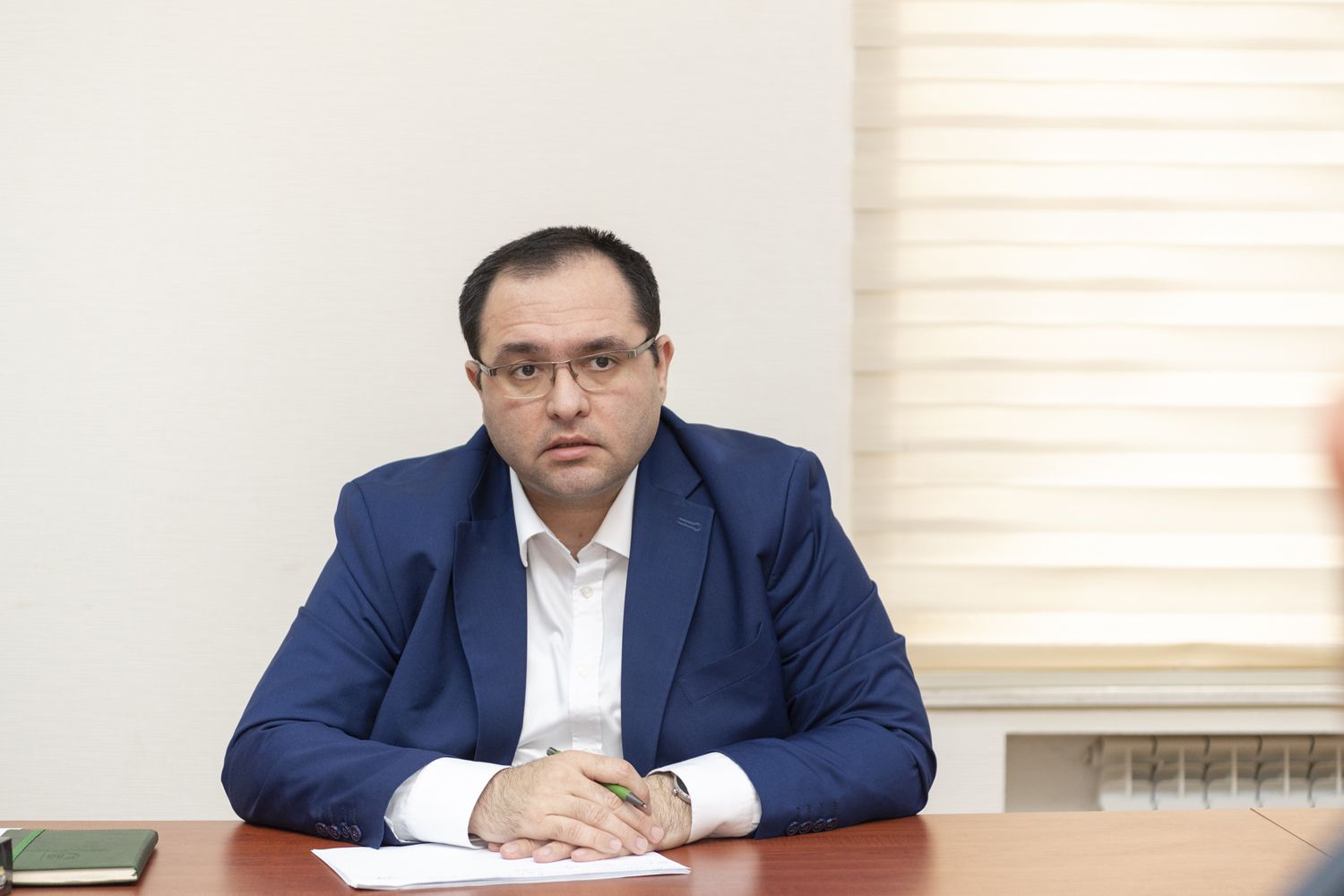 Nazir koronavirusa yoluxdu: qurum karantinə alınır? – Açıqlama