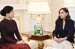 Mehriban Əliyeva No Fon Li ilə görüşdü - VİDEO