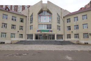 Bu məktəbdə "Son zəng"ə görə pul tələb edilib? - Rəsmi