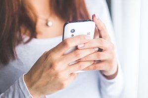 Qadın kişidən telefon şifrəsini istəyirsə, deməli... - Gizli motivlər