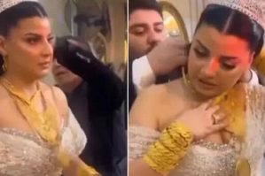 Tanınmış aktyor gəlininə kilo ilə qızıl taxdı - VİDEO