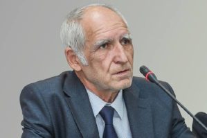 Reanimasiyaya yerləşdirilən ekspertdən xəbər var