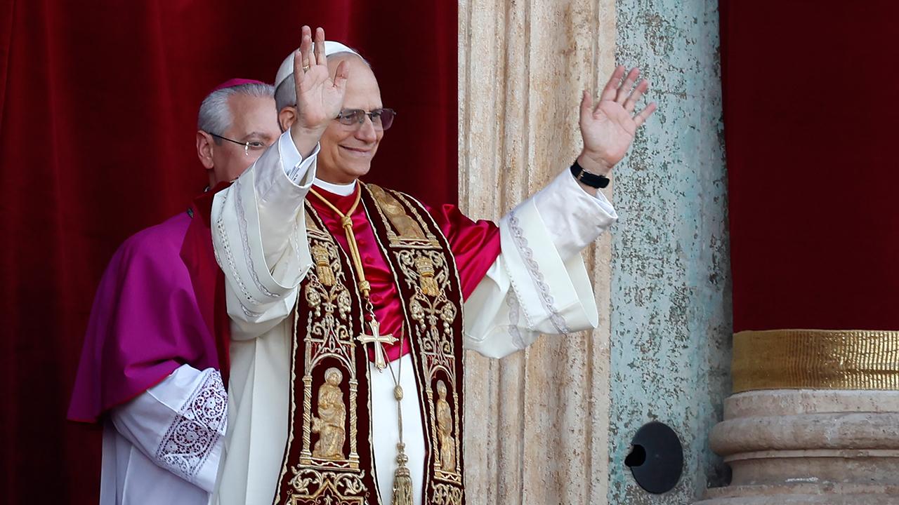 Papa ilə bağlı xəbər təəccübləndirdi: "Hər gün..." 1 papa