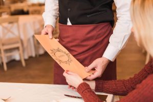 Tez-tez yeyirsiniz: nə olduğunu bilsəniz, əlinizi vurmayacaqsınız