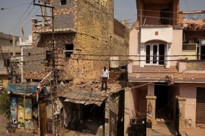 Sakitlik uzun çəkmədi - Kəşmirdə partlayış səsləri eşidilir – VİDEO