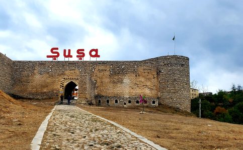 Çolpon-Ata və Şuşa şəhərləri qardaşlaşdı