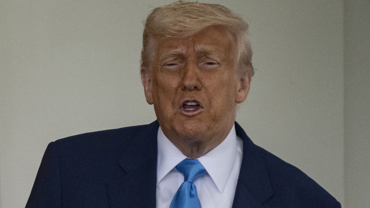 7 yaşlı uşaq Trampı məhkəməyə verdi – Səbəb