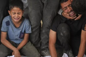 Məktəb bombalandı, insanlar diri-diri yandı – Qəzzada faciə