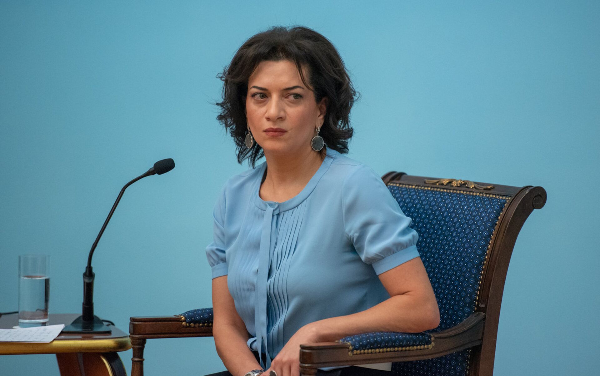 Paşinyanın arvadı Ter-Petrosyanı təhqir etdi