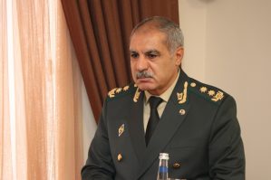 Xanlar Vəliyev metroda - FOTO