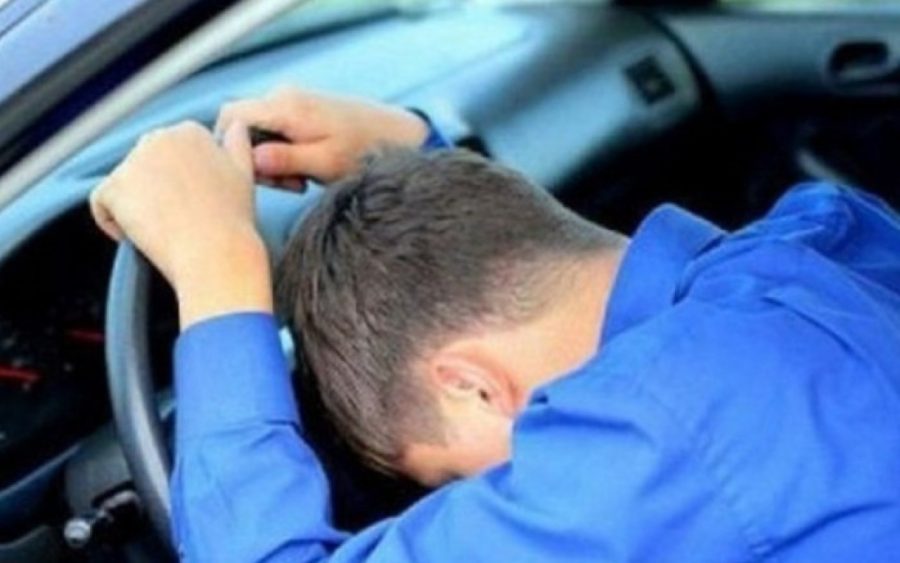 Məmurun kürəkəni sükan arxasında öldü