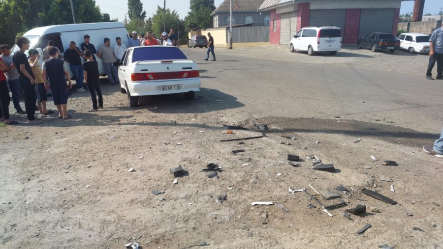 Lənkəranda ağır qəza: 5 nəfər yaralandı - FOTO 1 1750252855153196847 1200x630