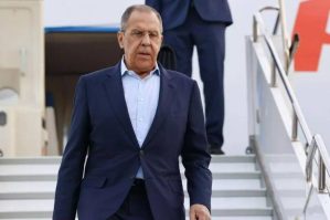 Lavrov Qırğızıstana səfər edib