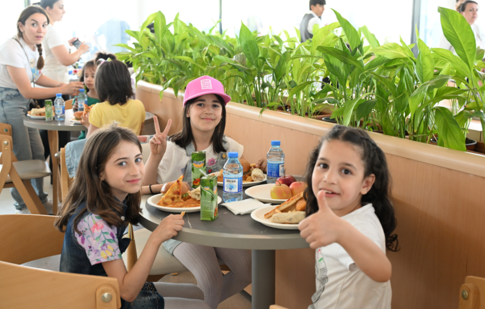 Heydər Əliyev Mərkəzinin parkında Uşaq Festivalı keçirilib – FOTOLAR