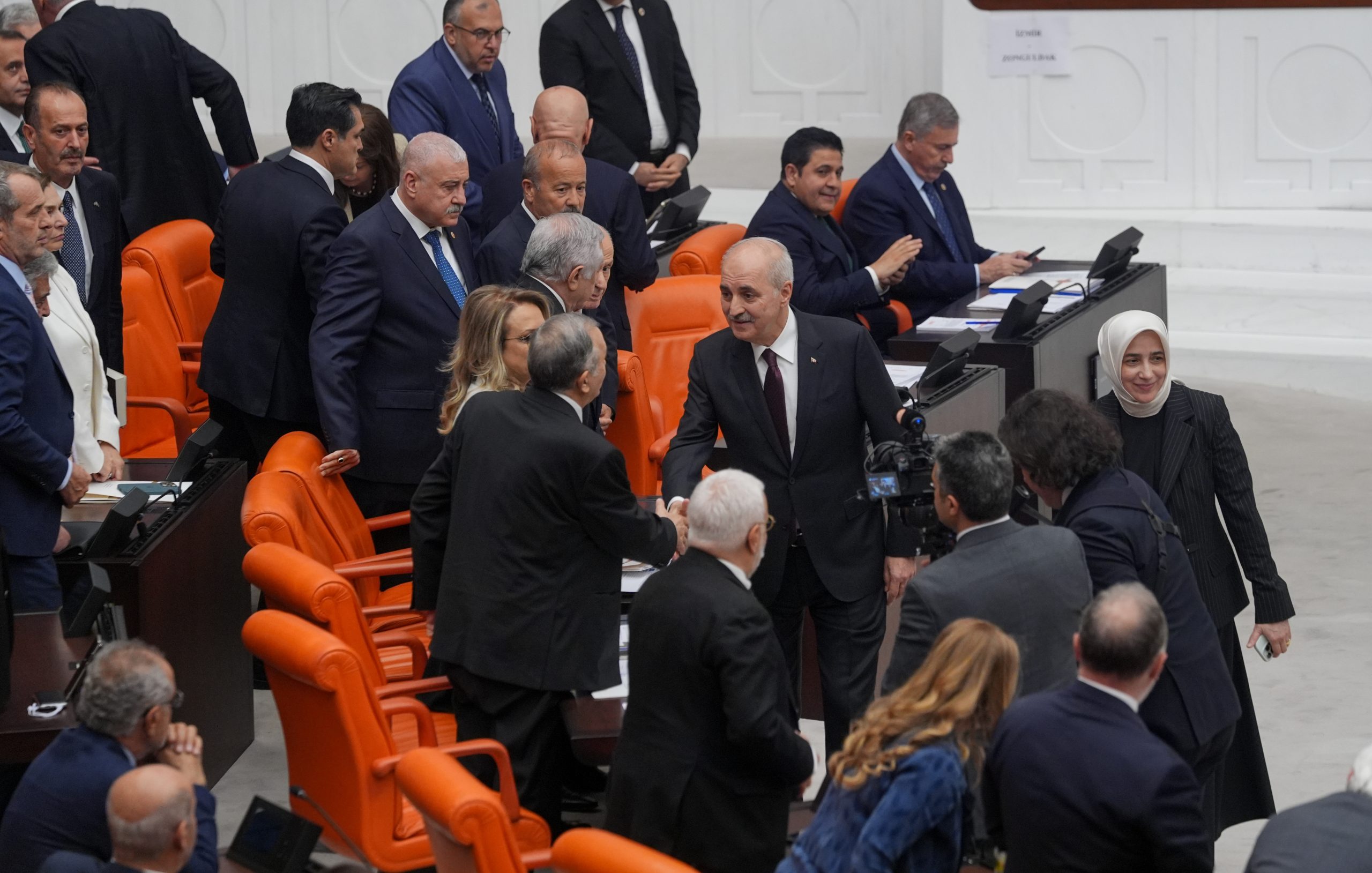 Numan Kurtulmuş yenidən TBMM sədri seçildi