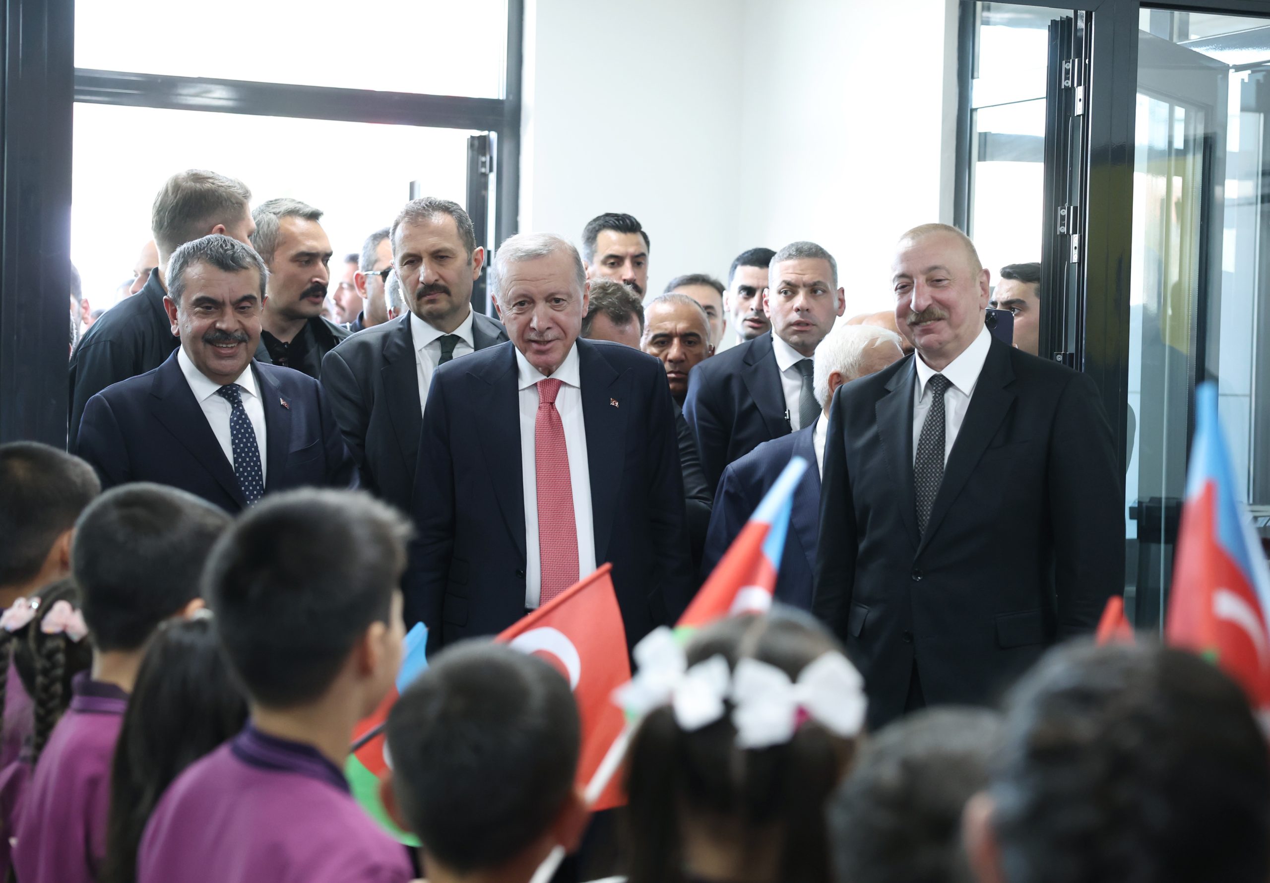 Prezidentlər "Çırpınırdı Qara dəniz"i dinlərkən - Duyğulu anlar / VİDEO 2 AA 20250619 38328614 38328600 CUMHURBASKANI ERDOGAN VE AZERBAYCAN CUMHURBASKANI ALIYEV KAHRAMANMARASTA scaled