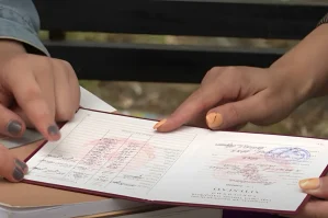 Bu məktəbdə attestat üçün pul yığılır - VİDEO