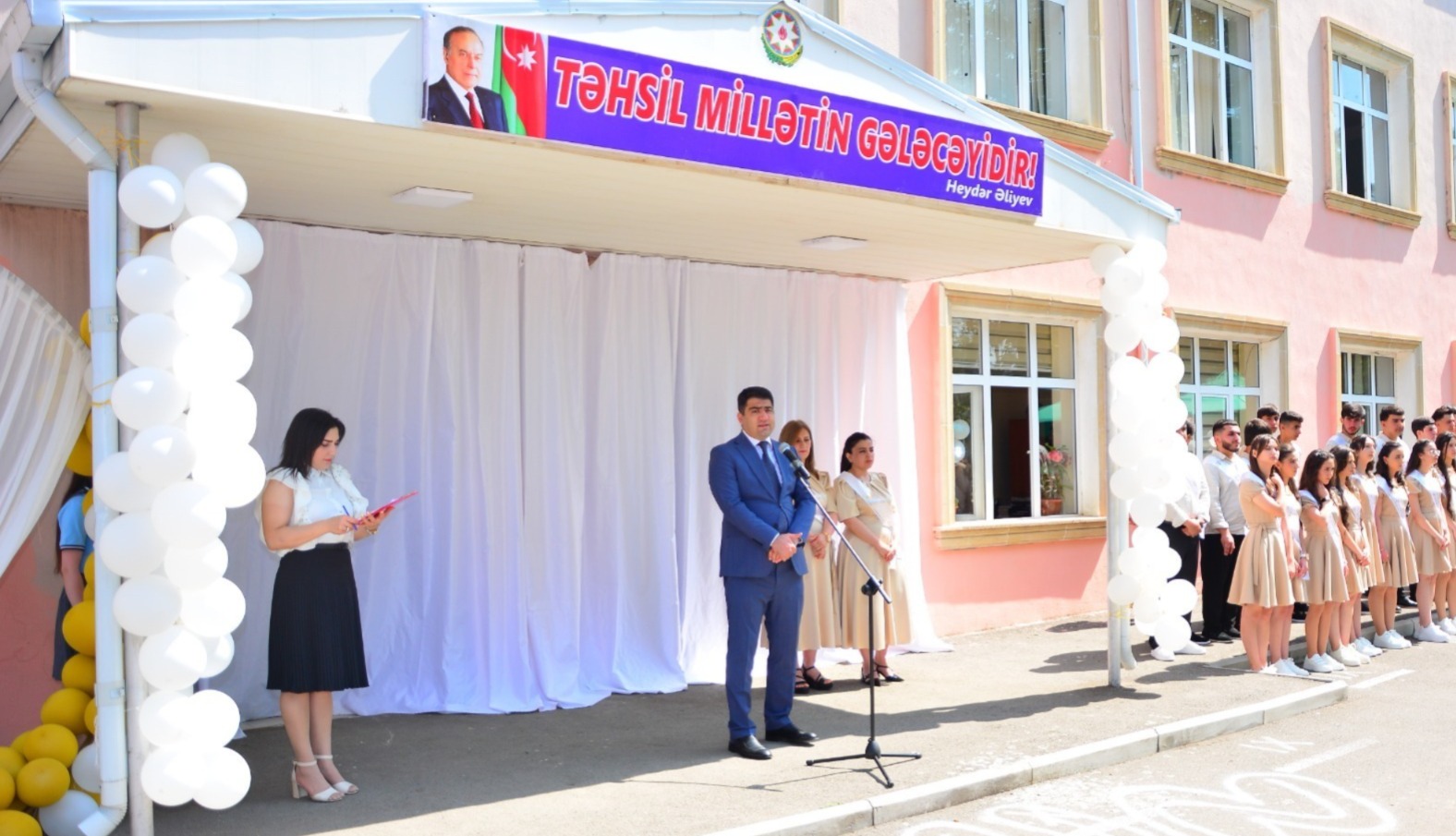 Ağstafada “Son zəng” keçirildi - FOTOLAR 1 WhatsApp Image 2025 06 15 at 10.19.52